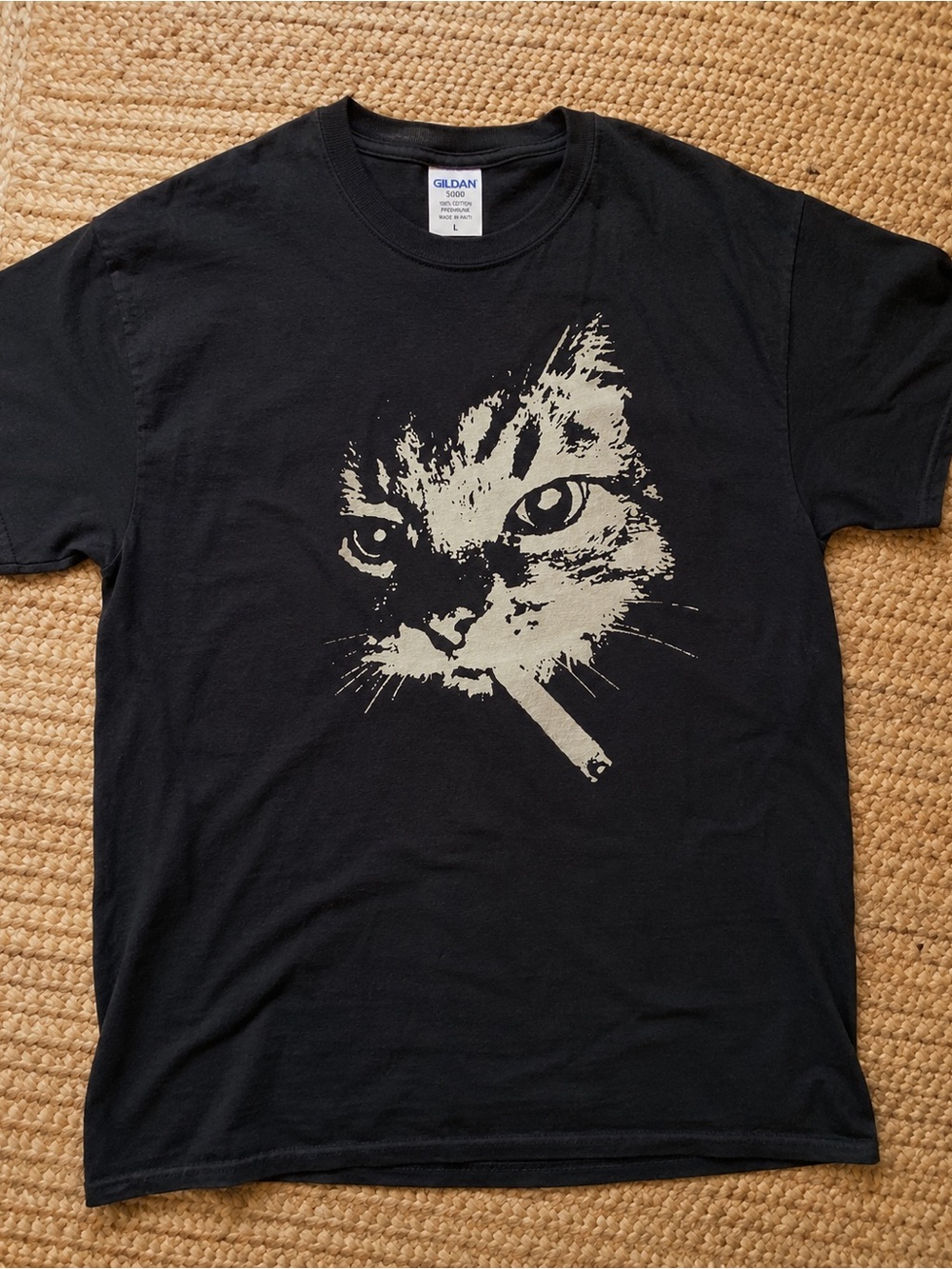 Gildan Black T-Shirt with Cream Cat Face Graphic